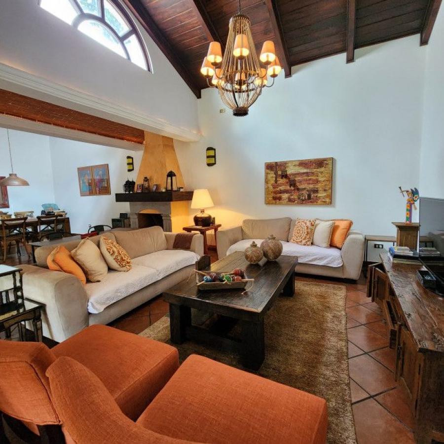 Foto Casa en Renta en Antigua Guatemala, Sacatepquez - U$D 2.200 - CAR39305 - BienesOnLine