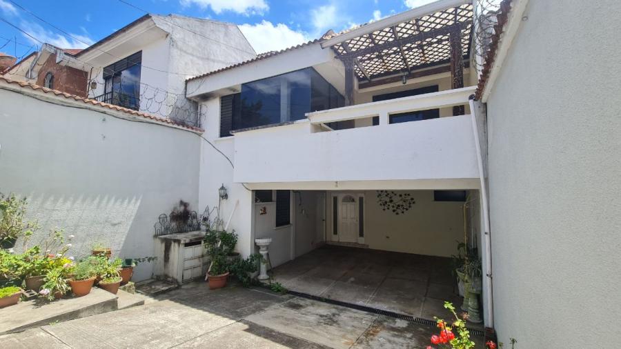 Foto Casa en Renta en Mixco, Guatemala - Q 6.000 - CAR17961 - BienesOnLine