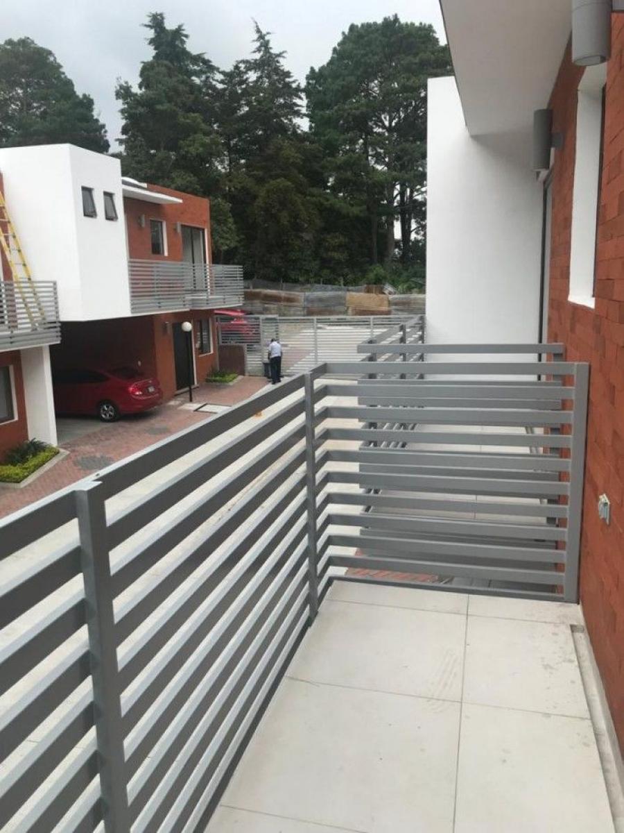 Home in Metric Way