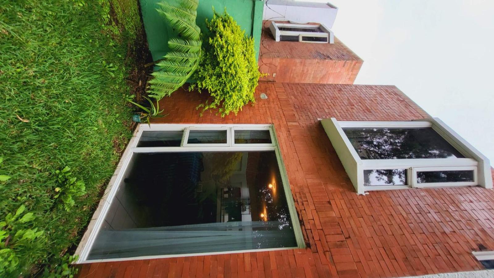 Home in Metric Way