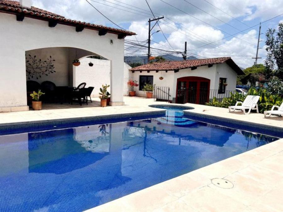 Foto Casa en Venta en Antigua Guatemala, Sacatepquez - U$D 162.500 - CAV28995 - BienesOnLine