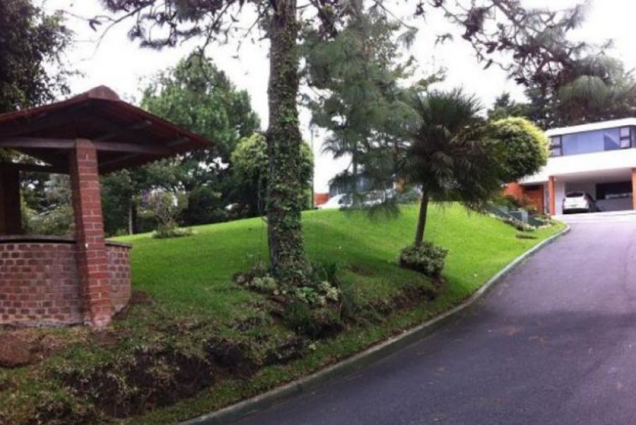 Foto Casa en Venta en Fraijanes, Guatemala - U$D 200.000 - CAV8737 - BienesOnLine