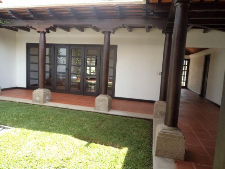 Foto Casa en Venta en Antigua Guatemala, Sacatepquez - U$D 454.000 - CAV1178 - BienesOnLine