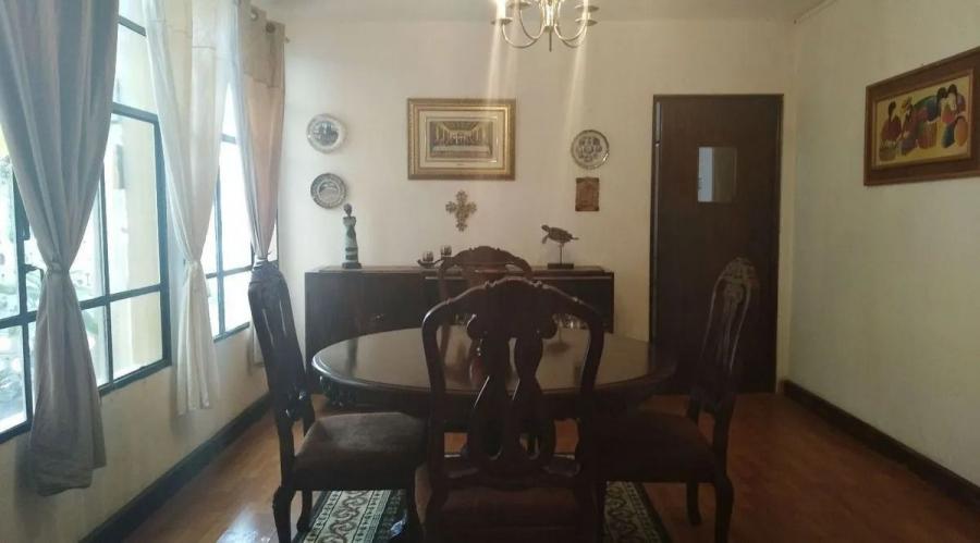 Foto Casa en Venta en Zona 2, Guatemala, Guatemala - U$D 390.000 - CAV48087 - BienesOnLine
