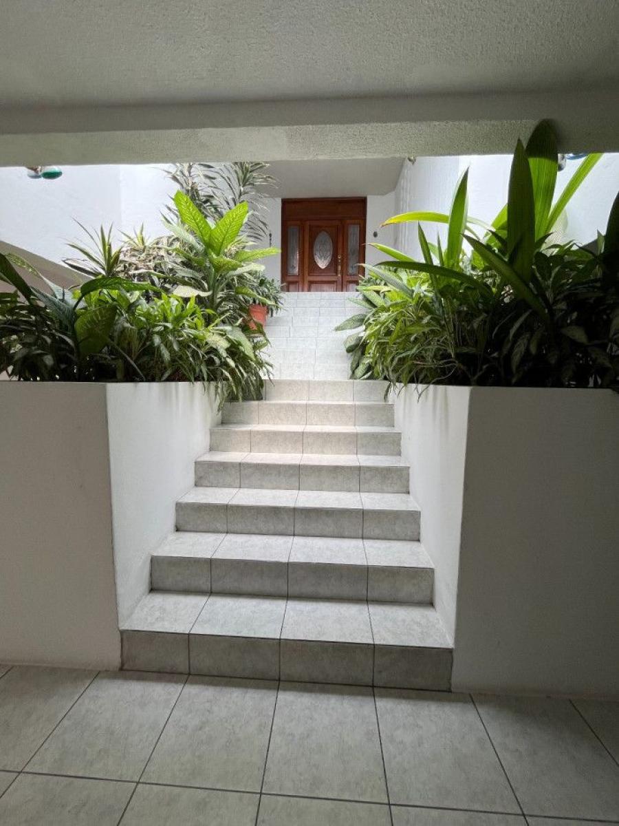 Foto Casa en Venta en San Cristóbal, Mixco, Guatemala - U$D 330.000 - CAV44975 - BienesOnLine