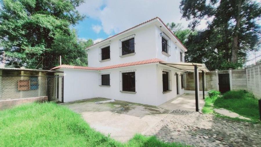 Foto Casa en Venta en San Lucas Sacatepquez, Sacatepquez - Q 1.300.000 - CAV34785 - BienesOnLine