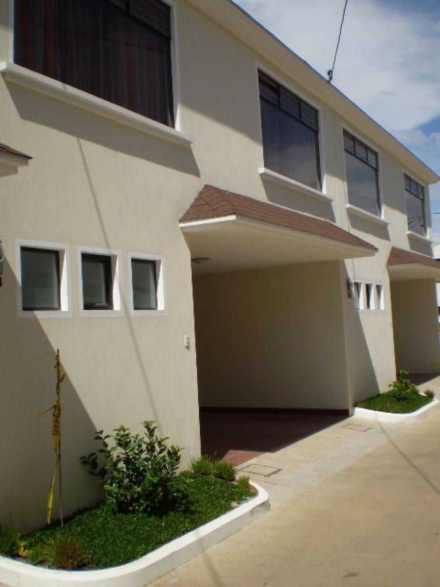 Foto Casa en Venta en Mixco, Guatemala - Q 909.000 - CAV13597 - BienesOnLine