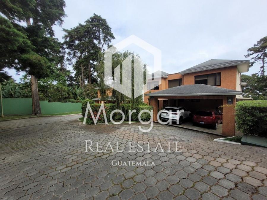 Foto Casa en Venta en Condominio Combra, Santa Catarina Pinula, Guatemala - U$D 640.000 - CAV23145 - BienesOnLine