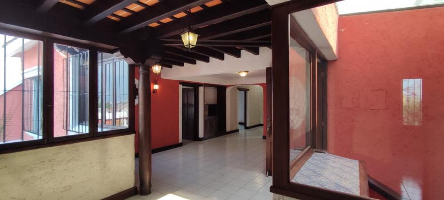 Foto Casa en Venta en Sector B1, San Cristobal, Guatemala - U$D 390.000 - CAV27646 - BienesOnLine