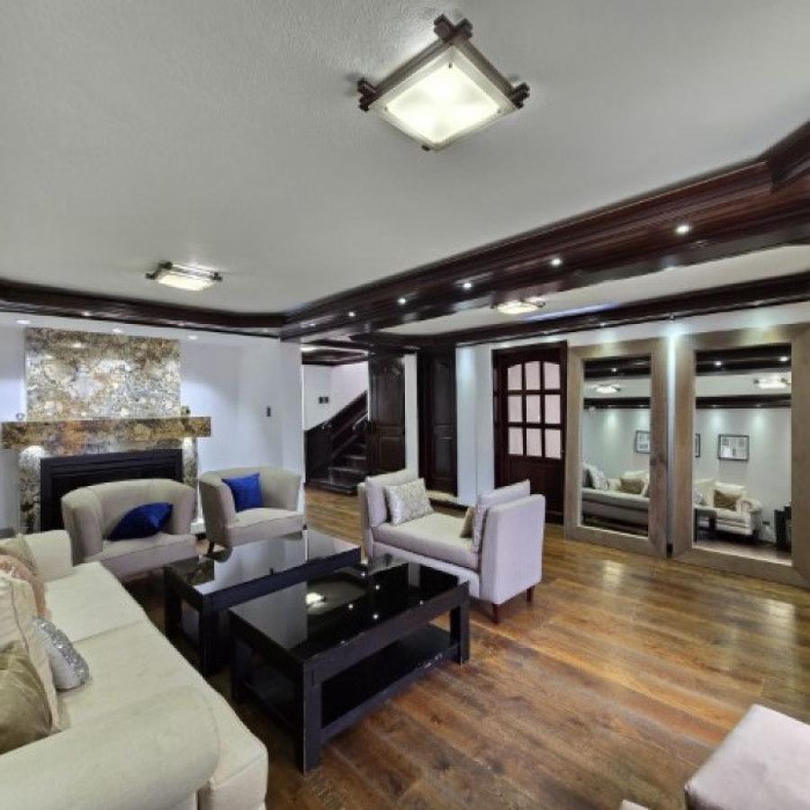Foto Casa en Venta en San Cristóbal, Mixco, Guatemala - Q 3.200.000 - CAV46649 - BienesOnLine