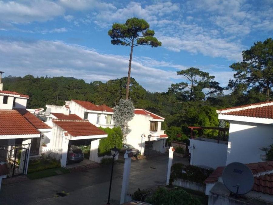 Foto Condominio en Venta en San Lucas Sacatepequez, Sacatepquez - Q 1.250.000 - COV37034 - BienesOnLine