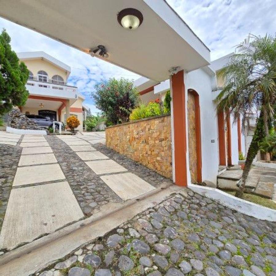 Home in Metric Way