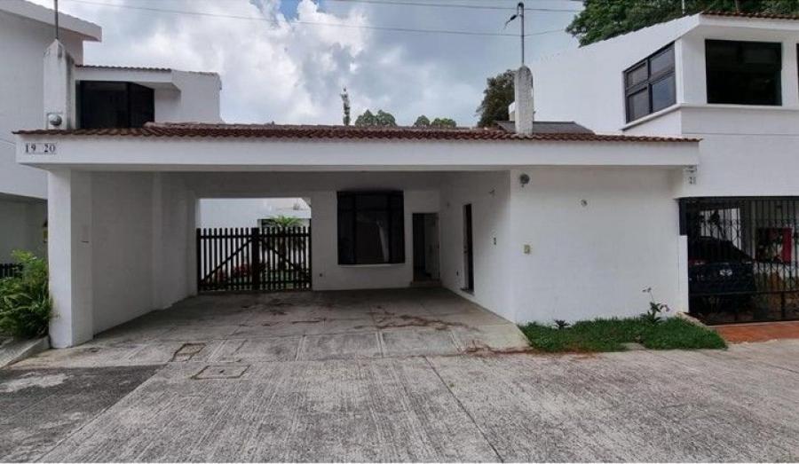 Foto Casa en Venta en Residenciales Villas del Choacorral, San Lucas Sacatepquez, Sacatepquez - Q 987.000 - CAV25431 - BienesOnLine