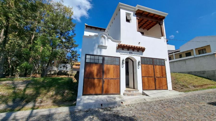 Foto Casa en Venta en Alotenango, Sacatepquez - U$D 225.000 - CAV38587 - BienesOnLine