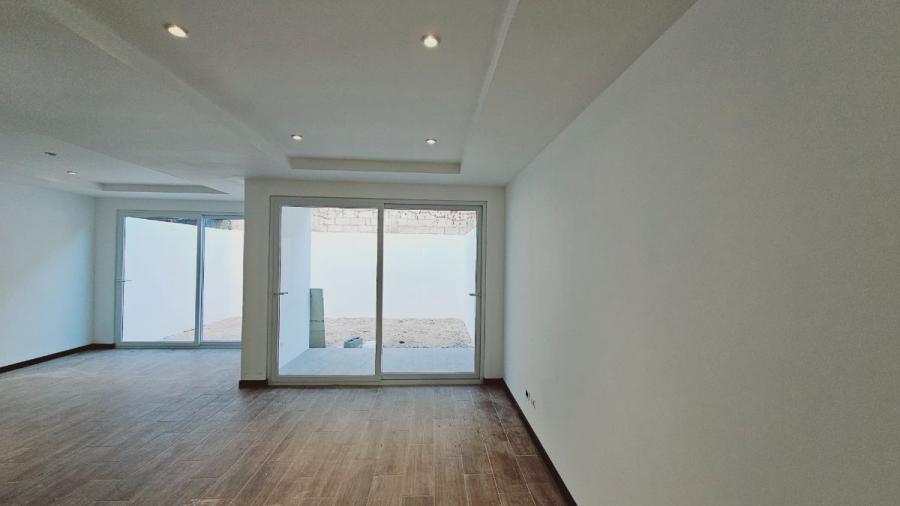 Foto Casa en Venta en Mixco, Guatemala - $ 2.500.000 - CAV40594 - BienesOnLine