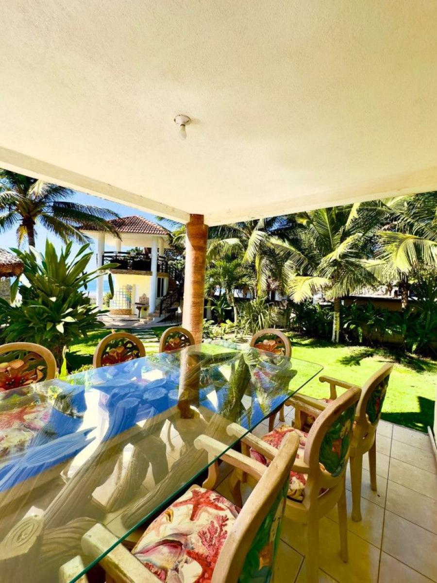 Foto Casa en Venta en Casa de Playa en Hawaii Monterrico Santa Rosa, Santa Rosa - U$D 500.000 - CAV40669 - BienesOnLine