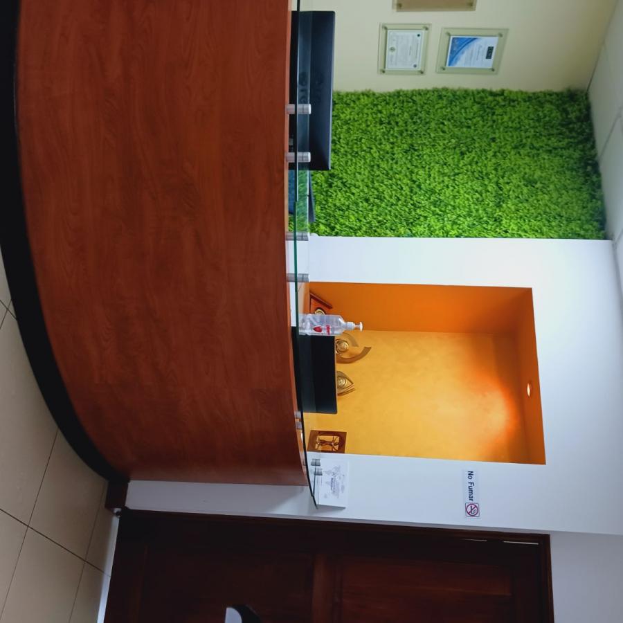 Home in Metric Way