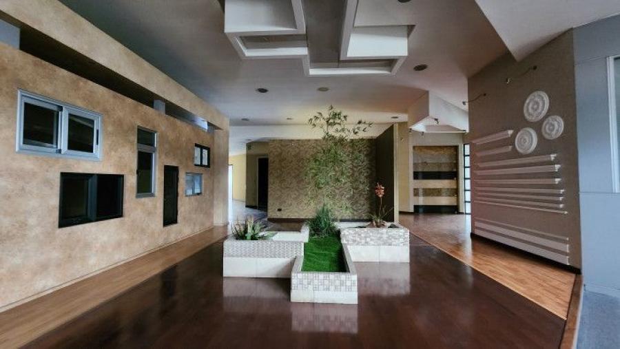 Foto Edificio en Venta en Zona 8, Guatemala - U$D 1.150.000 - EDV38276 - BienesOnLine