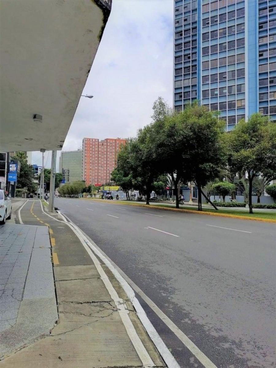 Foto Edificio en Venta en Zona 4, Guatemala - U$D 1.200.000 - EDV31631 - BienesOnLine