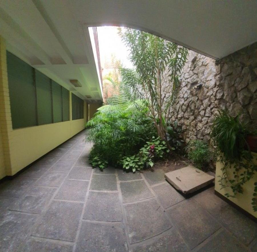 Foto Edificio en Venta en Zona 1, Guatemala - U$D 735.000 - EDV31992 - BienesOnLine