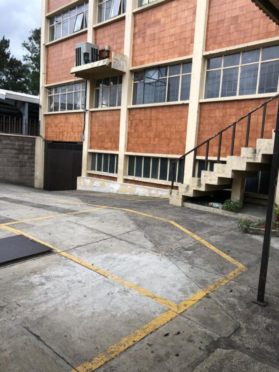 Foto Edificio en Renta en Zona 12, Ciudad de Guatemala, Guatemala - U$D 8.064 - EDR45982 - BienesOnLine
