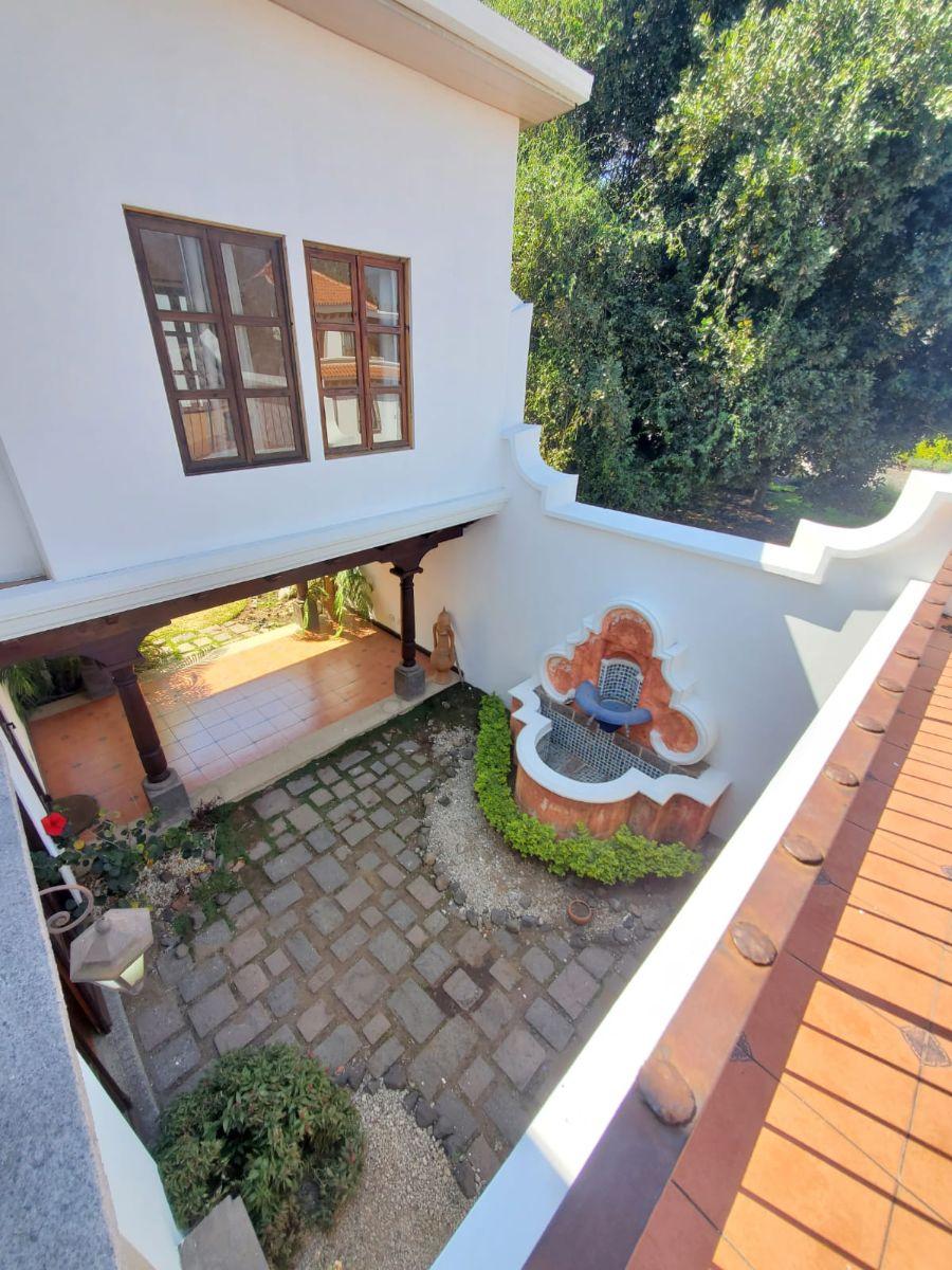 Foto Casa en Venta en San Miguel Dueas, Sacatepquez - U$D 370.000 - CAV40554 - BienesOnLine
