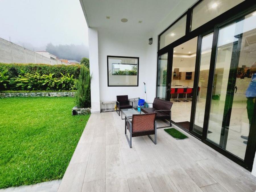 Foto Casa en Venta en Villa Canales, Guatemala - U$D 395.000 - CAV39435 - BienesOnLine