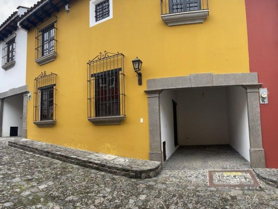 Foto Casa en Venta en Antigua Guatemala, Sacatepquez - U$D 135.000 - CAV20848 - BienesOnLine