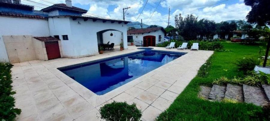Foto Casa en Venta en Antigua Guatemala, Sacatepquez - Q 1.300.000 - CAV27931 - BienesOnLine