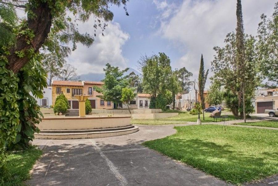 Foto Condominio en Venta en San Pedro las Huertas, Sacatepéquez - U$D 265.000 - COV38010 - BienesOnLine