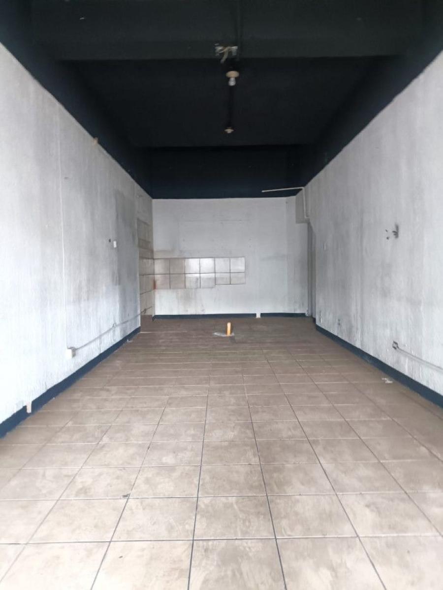 Foto Local en Renta en Zona 9, Guatemala - Q 4.000 - LOR36132 - BienesOnLine
