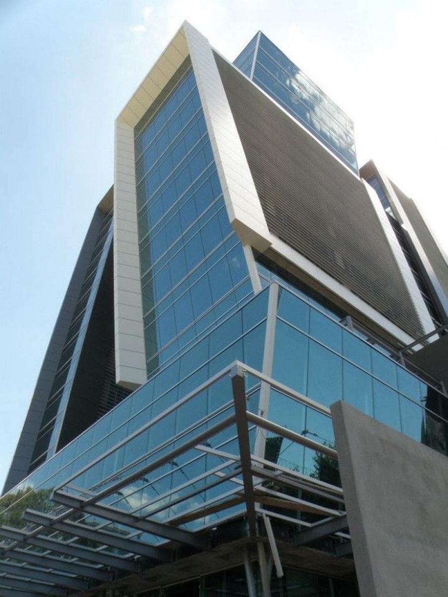Foto Edificio en Renta en Zona 15, Guatemala - U$D 1.885 - EDR38545 - BienesOnLine