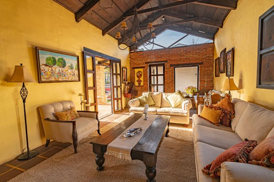 Foto Casa en Venta en Antigua Guatemala, Sacatepquez - U$D 675.000 - CAV39627 - BienesOnLine