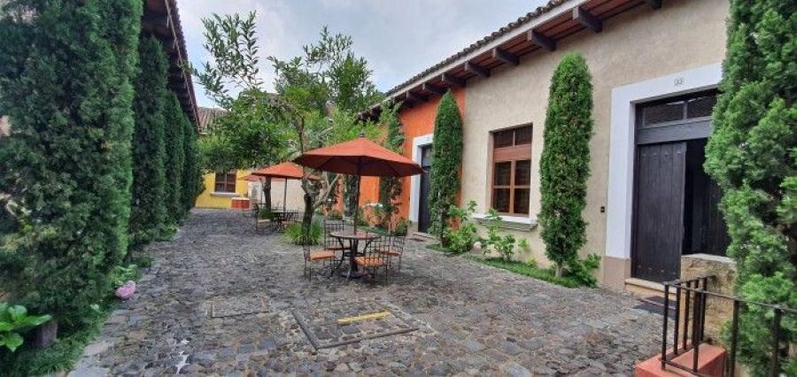 Foto Casa en Renta en Antigua Guatemala, Sacatepquez - U$D 1.300 - CAR33801 - BienesOnLine