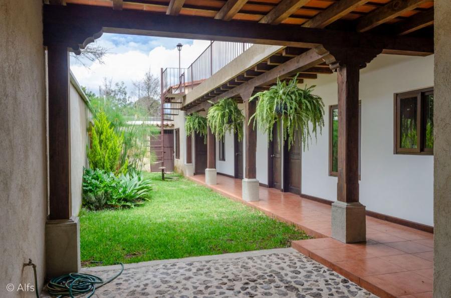 Foto Casa en Renta en Antigua Guatemala, Sacatepquez - U$D 1.400 - CAR12997 - BienesOnLine
