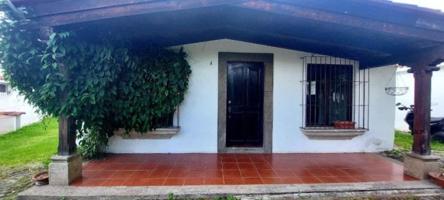 Foto Casa en Venta en San Pedro Las Huertas, Antigua Guatemala, Sacatepéquez - Q 1.300.000 - CAV27944 - BienesOnLine