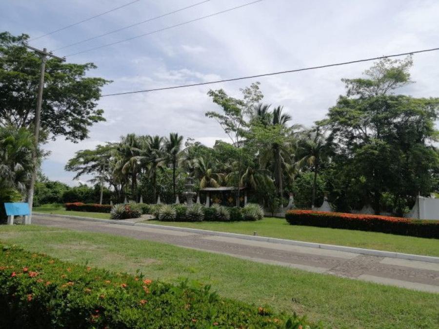 Home in Metric Way