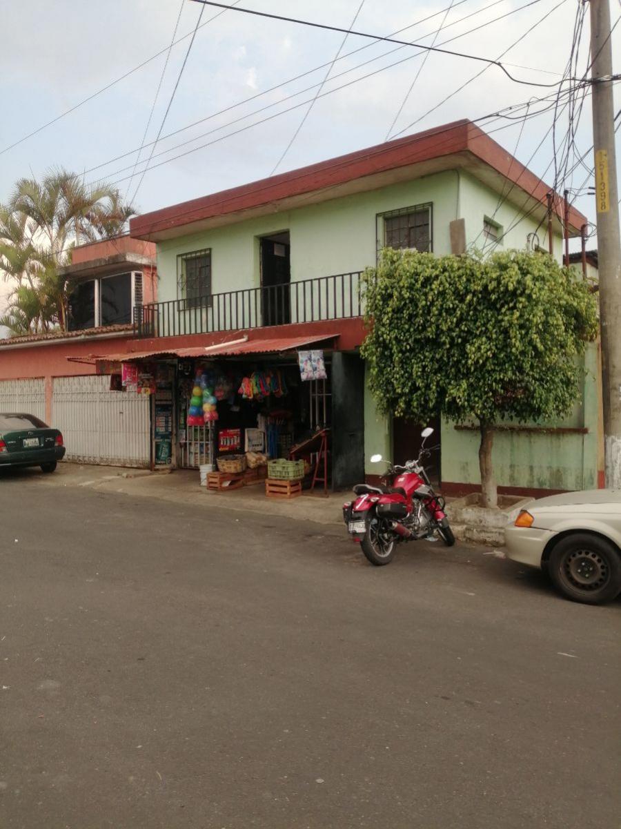 Foto Casa en Venta en Mixco, Guatemala - Q 2.500.000 - CAV16180 - BienesOnLine