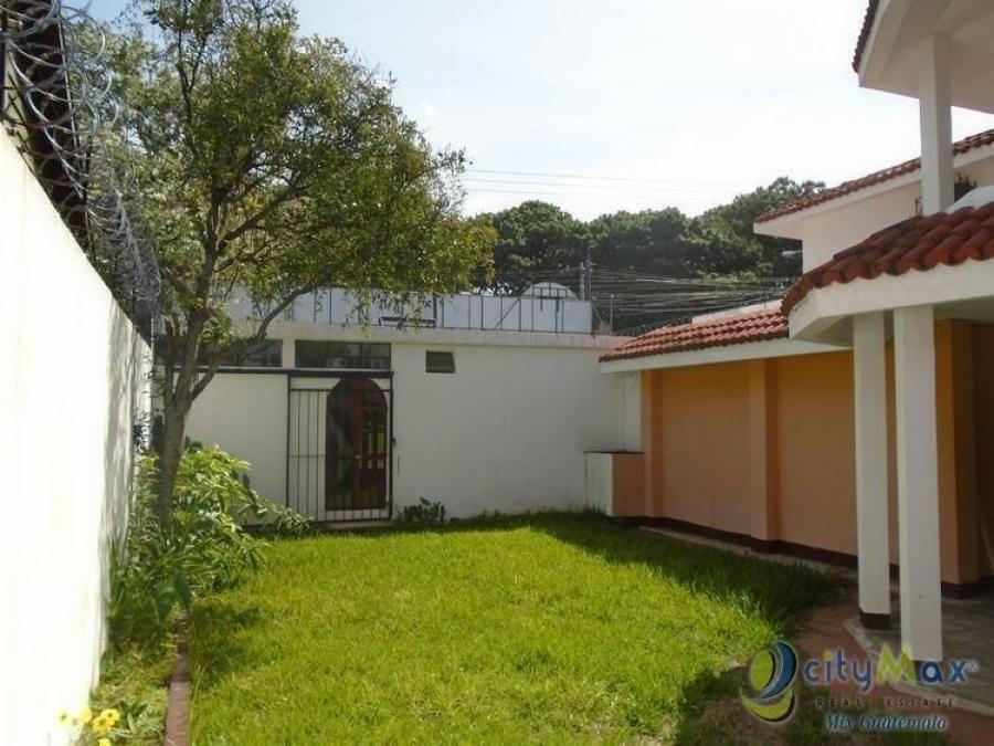 Foto Casa en Venta en San Cristóbal, Mixco, Guatemala - U$D 385.000 - CAV43987 - BienesOnLine