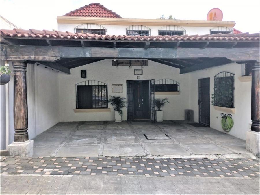 Foto Casa en Venta en Condominio Ensenada de San Lucas, San Lucas Sacatepquez, Sacatepquez - Q 1.470.000 - CAV21362 - BienesOnLine