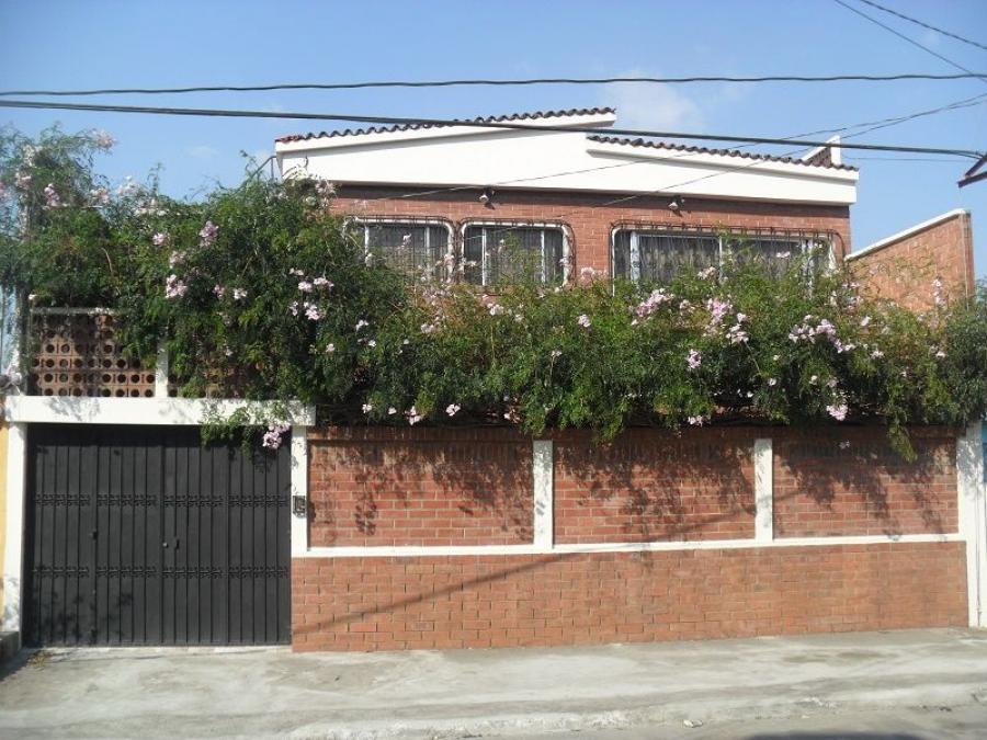 Foto Casa en Venta en Mixco, Guatemala - Q 1.450.000 - CAV2196 - BienesOnLine