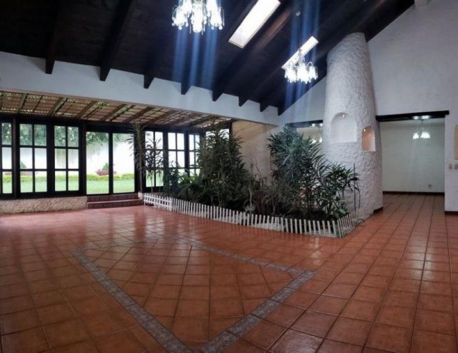 Foto Casa en Venta en Zona 15, Guatemala - U$D 950.000 - CAV40177 - BienesOnLine