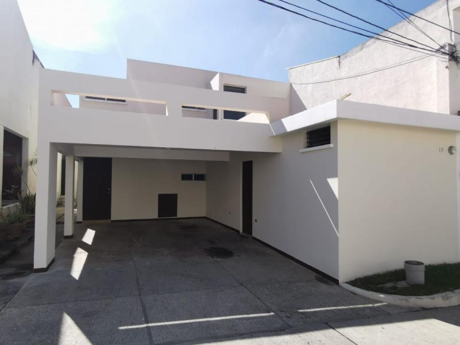 Foto Condominio en Venta en Ciudad San Cristbal, Guatemala, Guatemala - U$D 230.000 - COV38836 - BienesOnLine