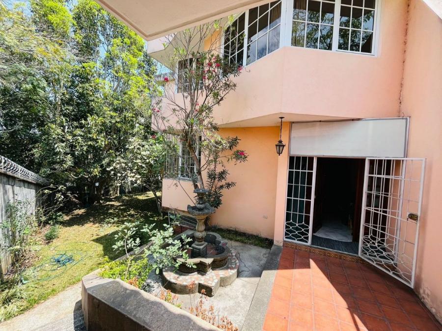 Foto Casa en Venta en zona 16, Guatemala - U$D 576.000 - CAV41017 - BienesOnLine