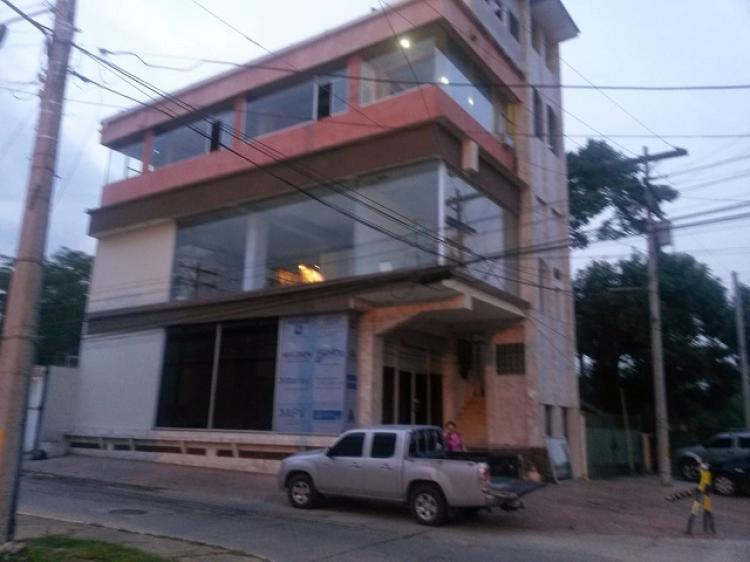 Foto Local en Alquiler en San Pedro Sula, Corts - U$D 1.800 - LOA585 - BienesOnLine