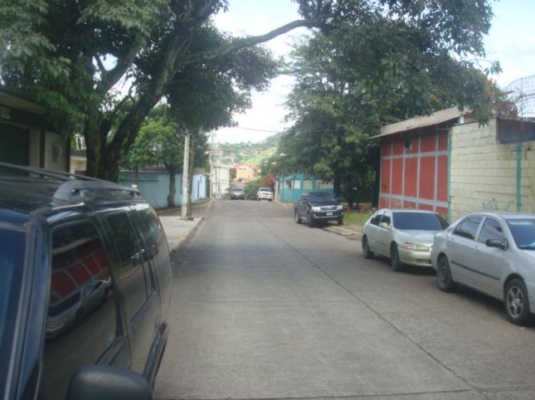 Foto Oficina en Alquiler en Tegucigalpa, Francisco Morazn - U$D 700 - OFA242 - BienesOnLine