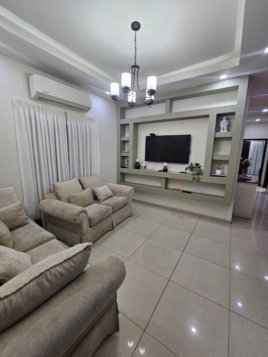 Home in Metric Way