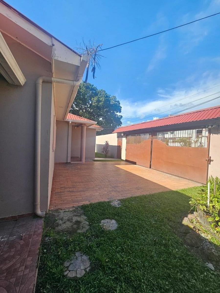 Home in Metric Way