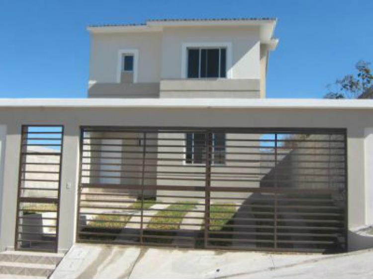 Foto Casa en Venta en Villa Santa Ana, Santa Ana, Francisco Morazán - $ 1.600.000 - CAV332 - BienesOnLine