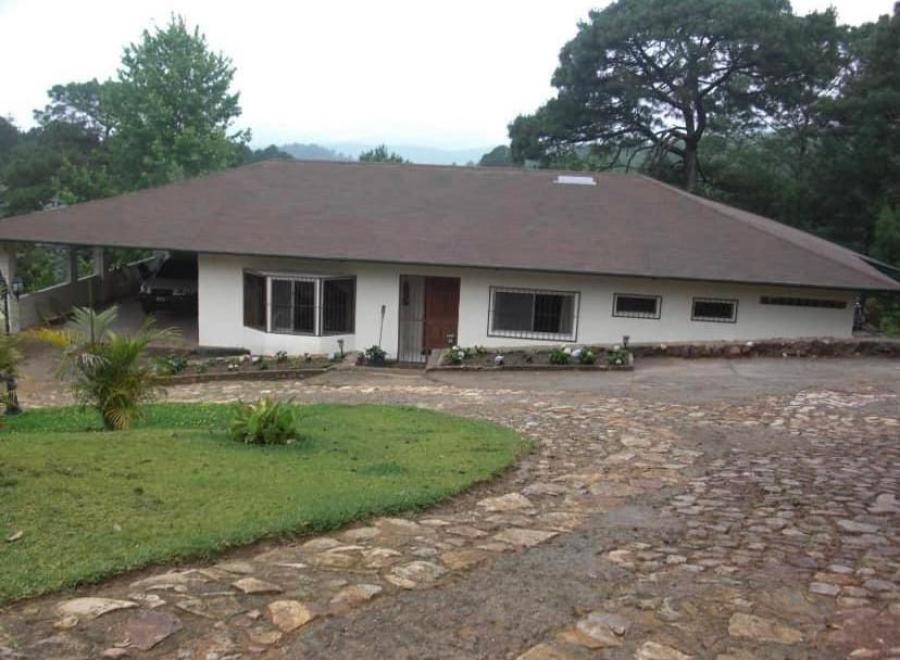 Foto Casa en Venta en Valle de ngeles, Francisco Morazn - U$D 285.000 - CAV2499 - BienesOnLine